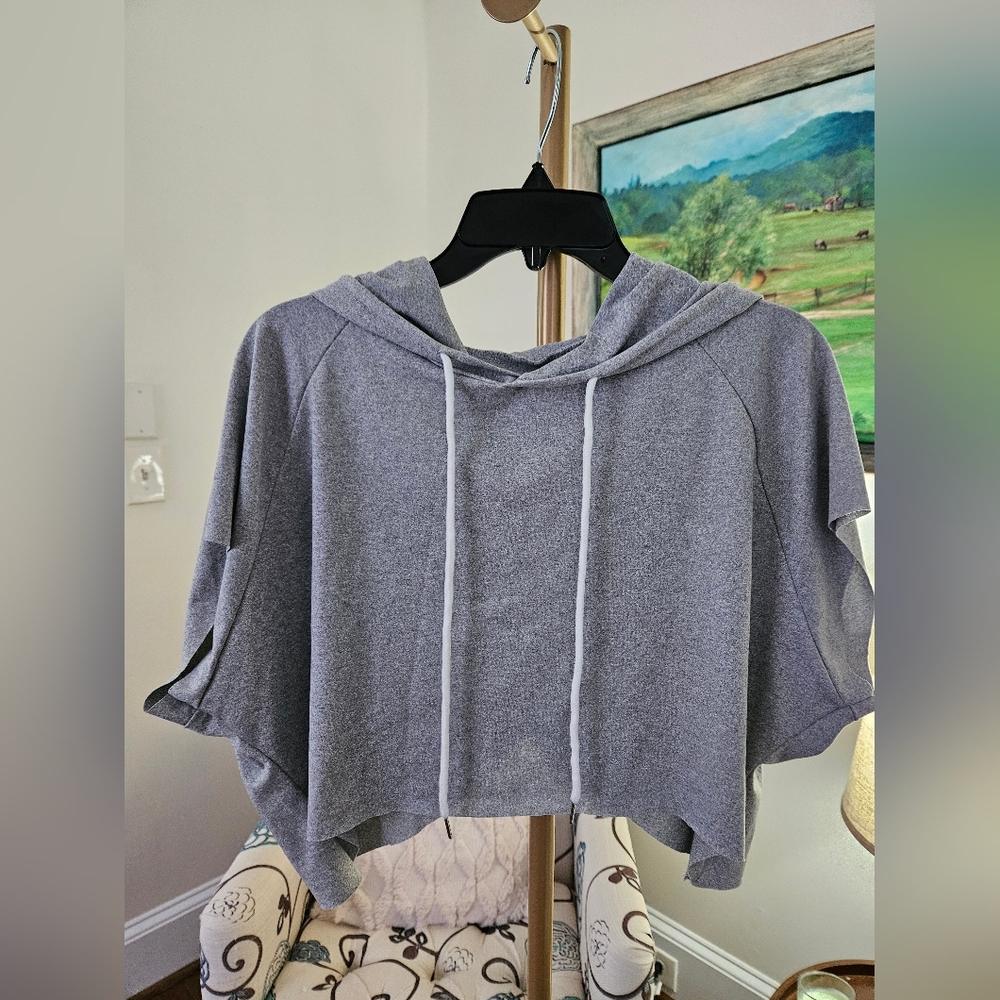 SHEIN Black Leggingss With Gray Cropped Hooded Top Sz 6 - Picture 4 of 7